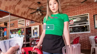  WaitressPOV E21 Vienna Rose Sweet Slice of Pussy