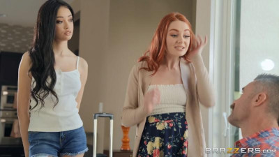  Lacy Lennon과 Scarlett Bloom Fathers의 날 선물과 같은 십대들